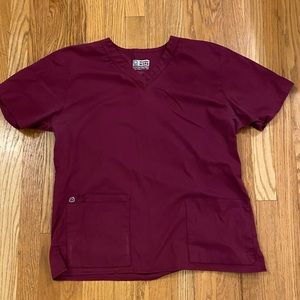 Wonder Work Women’s Scrub Top